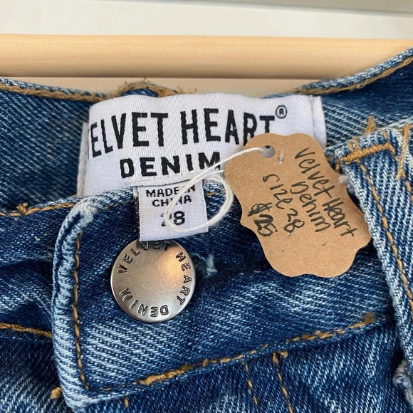 VELVET HEART Denim Skirt Stars Distressed - Picture 2 of 3